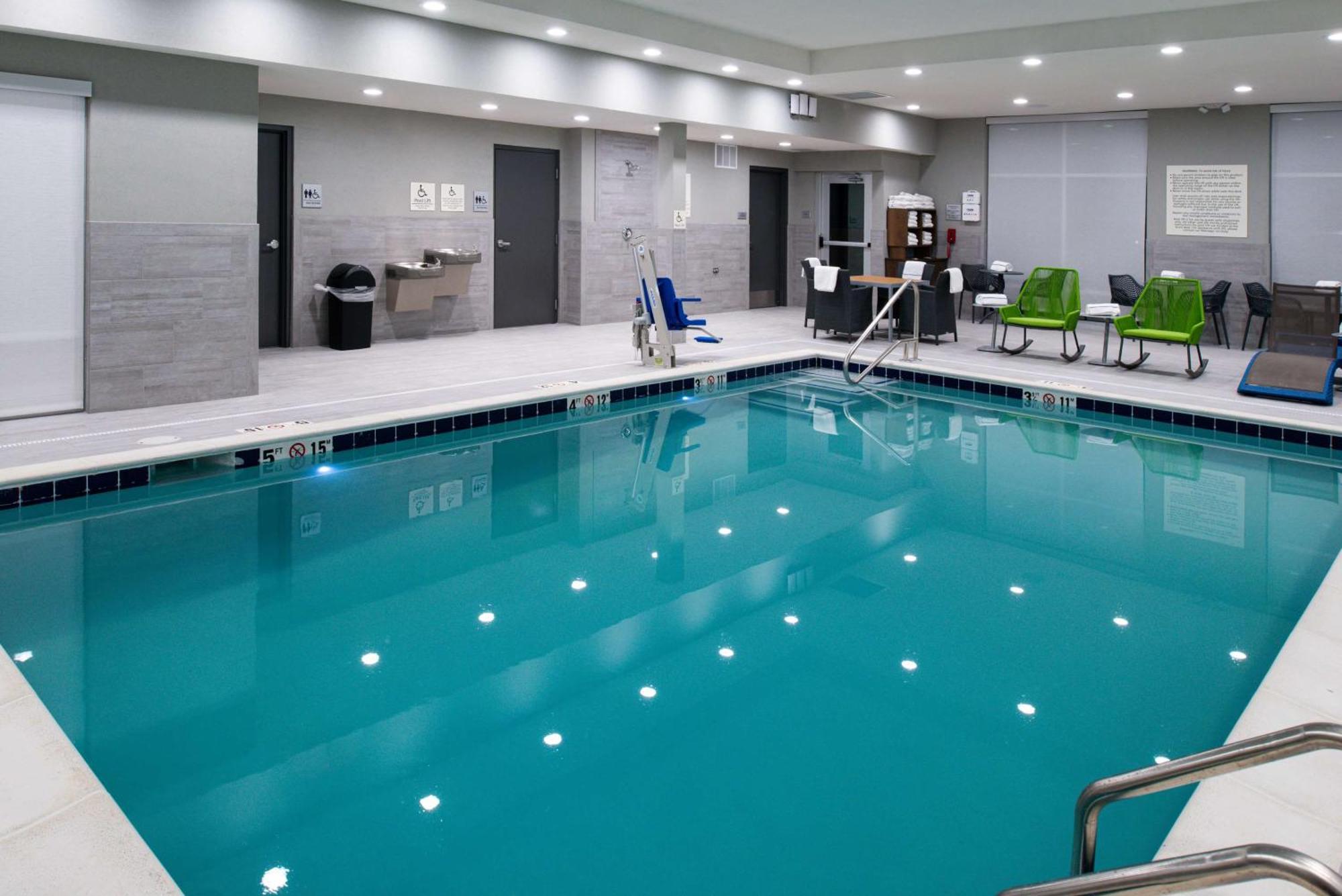 Hampton Inn & Suites Adrian, Mi Ngoại thất bức ảnh